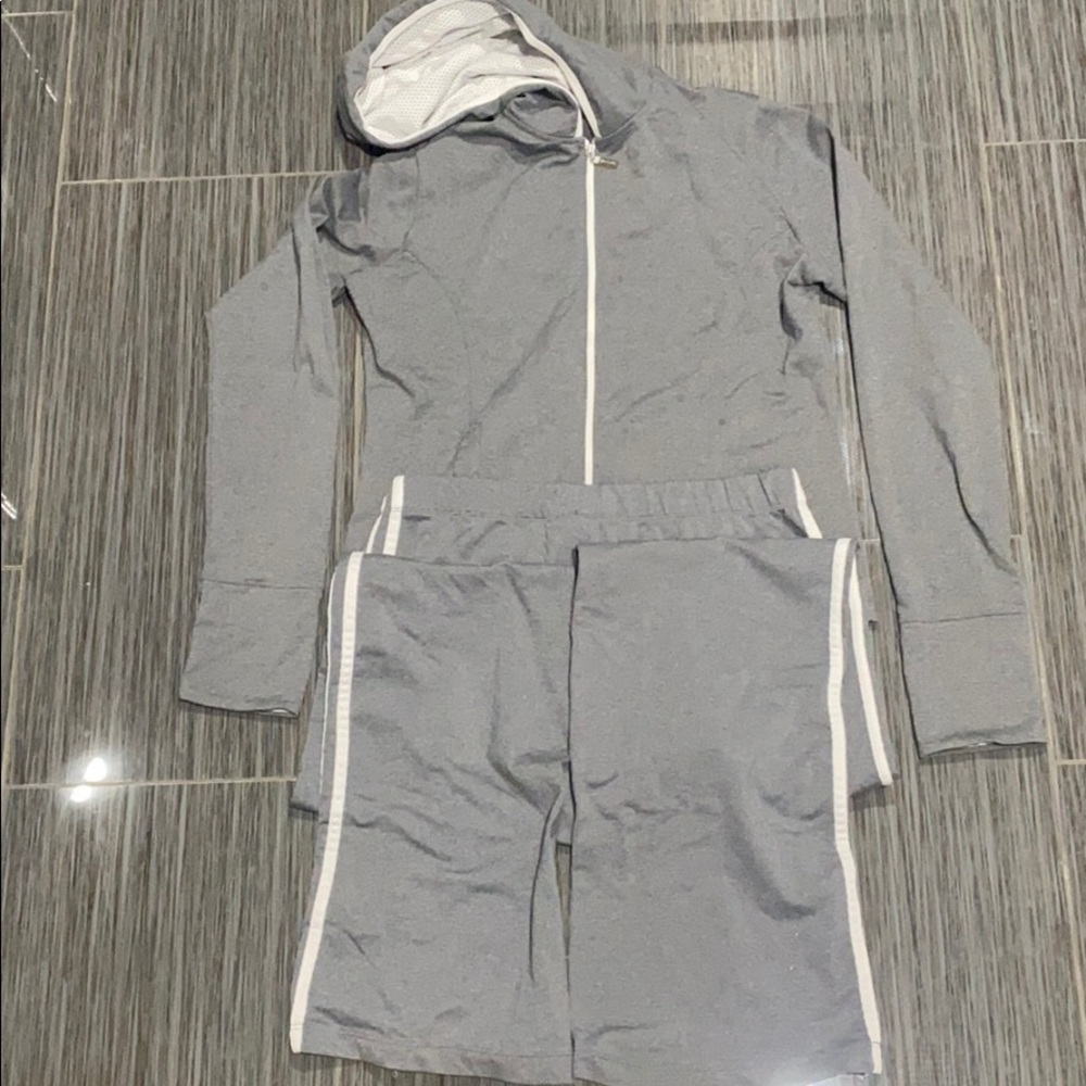 Champion elite gray track suit size M 2pcs